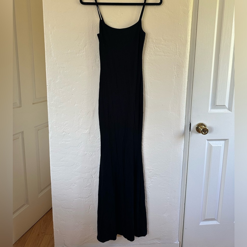 Black Ribbed Maxi Dress